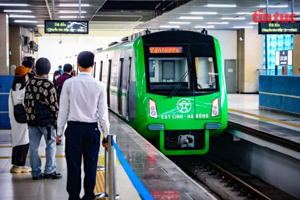 Tàu đường sắt Cát Linh – Hà Đông đã vận chuyển gần 6 triệu lượt hành khách